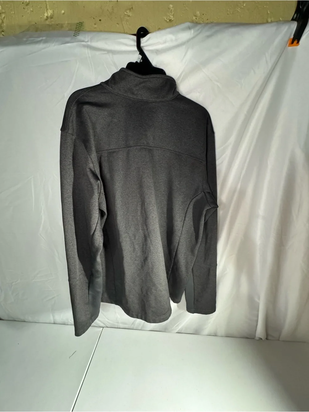 The North Face Men’s Black Half-Zip Fleece Pullover